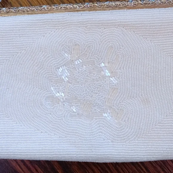 Vintage White Beaded Clutch Purse - Picture 10 of 10